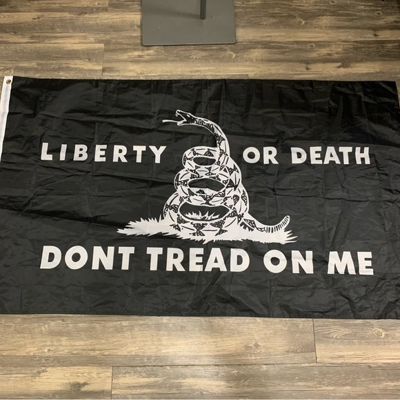 Liberty or Death Black Gadsden Flag big - Picture 1 of 5